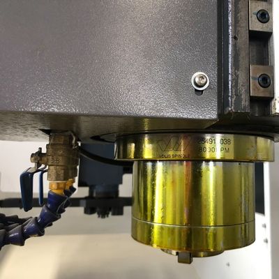 China vertikaler CNC-Bock, der doppelte Bockart der Mitte Spaltenbock CNC-maschineller Bearbeitung GMC1611 maschinell bearbeitet
