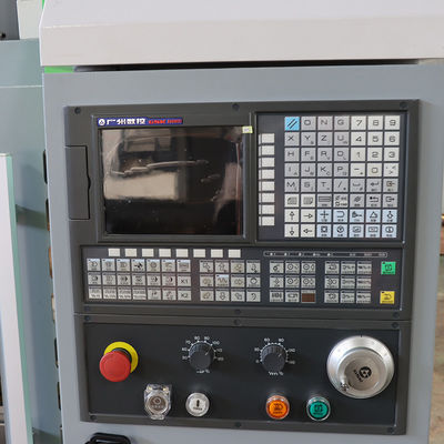 XH7126 chinesische kleine 3 Hochgeschwindigkeitsachse der Achse 4 vertikale Mitte cnc-maschineller Bearbeitung mit Fanuc CNC-Prüfer